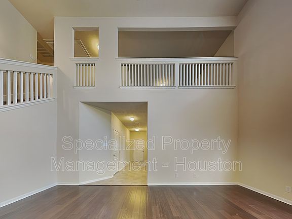2nd image of 17303 Hannah Oaks Ln
