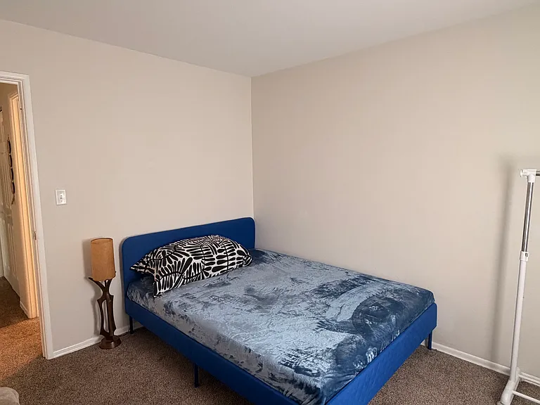 819 E Miner St #3C — Photo 8