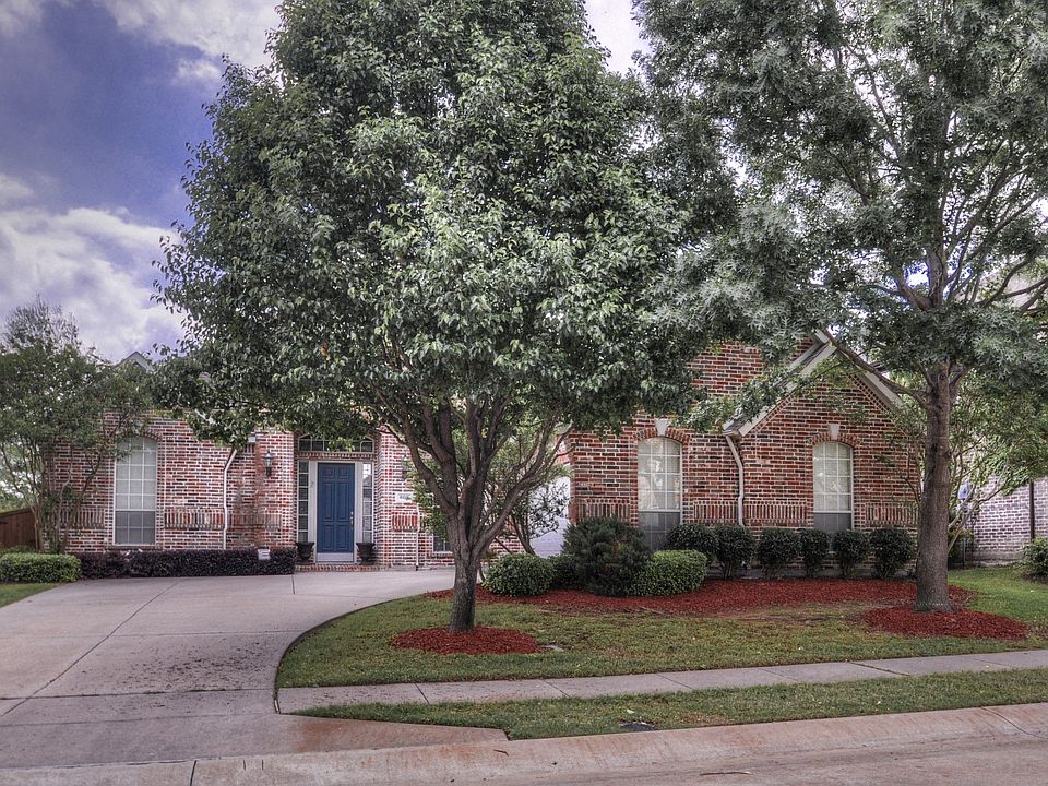 1st image of 805 Coralberry Dr