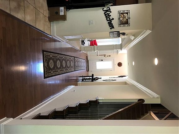 2nd image of 5800 Stow Dr