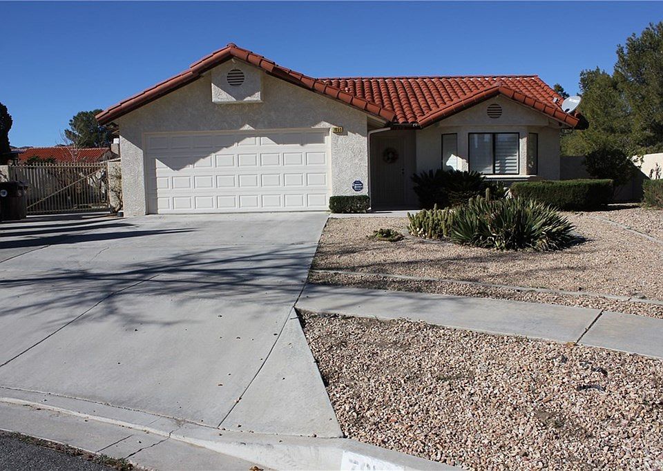 1st image of 7850 Baywood Cir