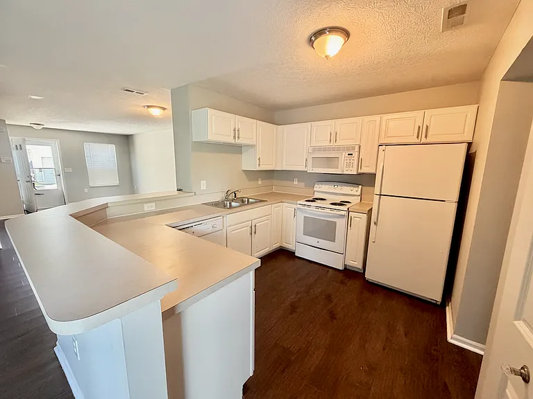 3651 Bracknell Forest Dr — Photo 3