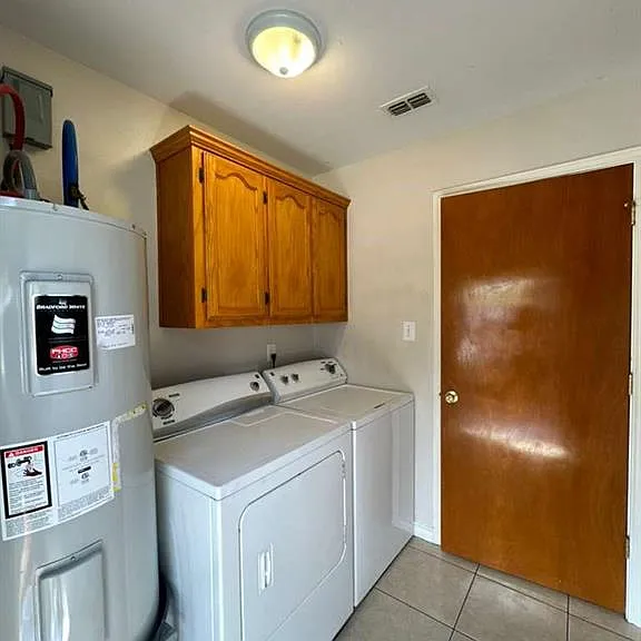 1109 W Eisenhower St #5 — Photo 21