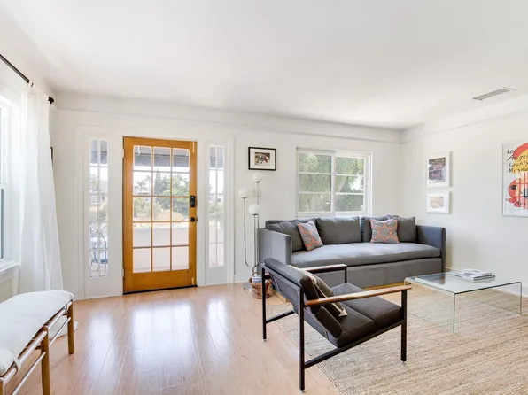 823 Kodak Dr, Los Angeles, CA 90026