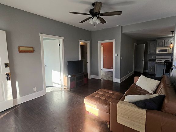 5th image of 595 W Bridge St