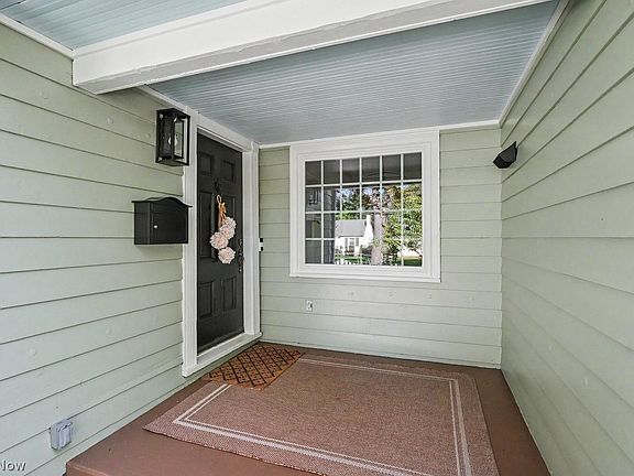 3rd image of 315 Melbourne Ave