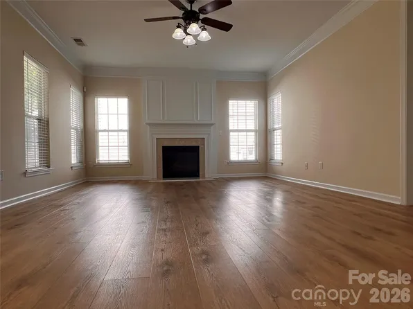 6227 Castlecove Rd, Charlotte, NC 28278