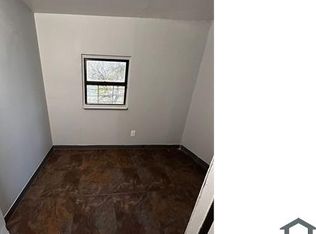 92 Ash St, Yonkers, NY 10701
