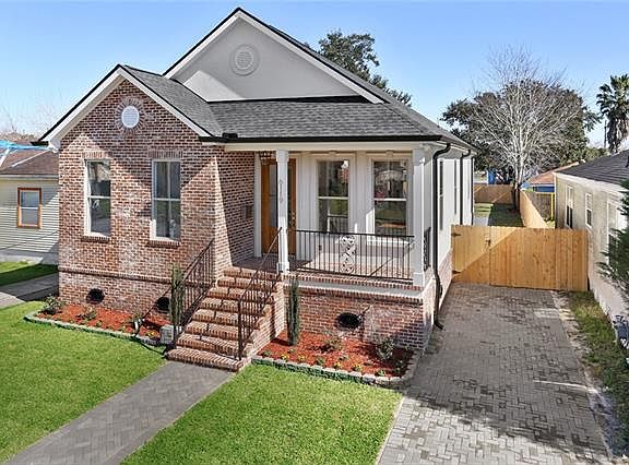 2nd image of 6119 Mandeville St