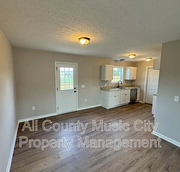 1604 Alan Perryman Ave — Photo 4