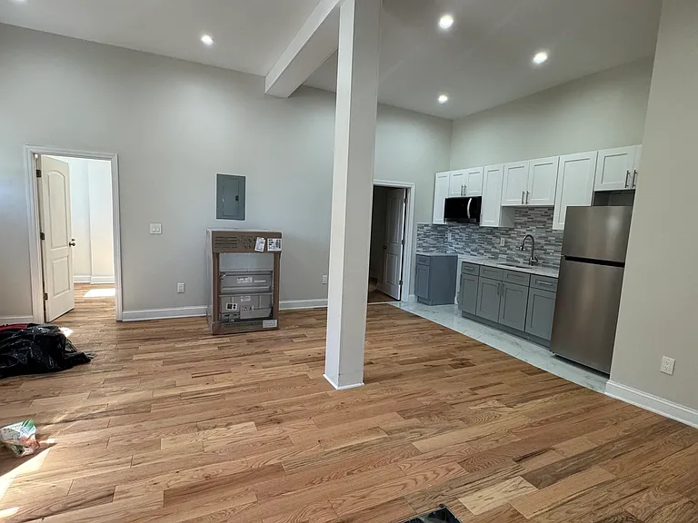 740 Dixwell Ave #1F — Photo 5