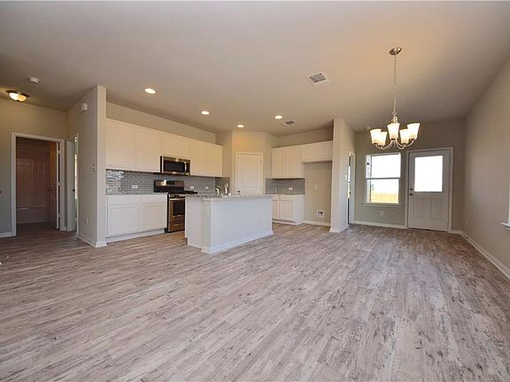 2nd image of 2036 Port Ellen Dr