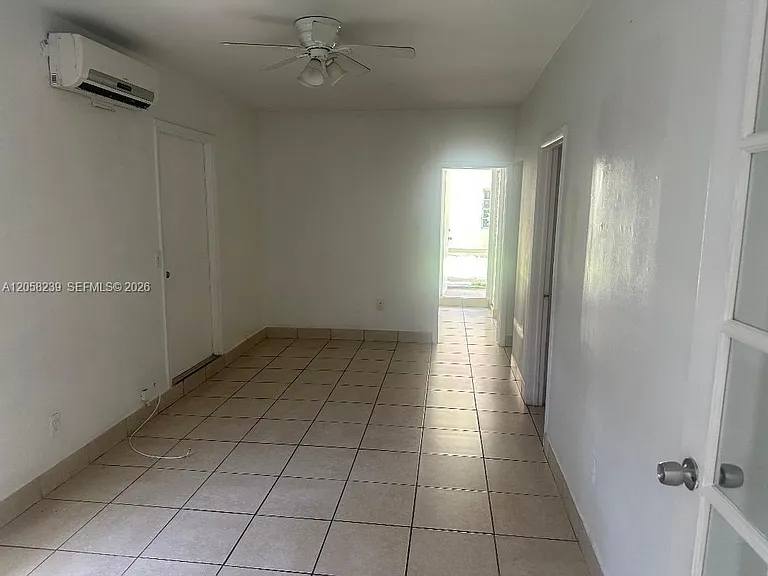 61 NW 24th Ave #RF — Photo 4