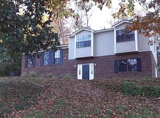 5501 Woodcreek Dr, Pinson, AL 35126