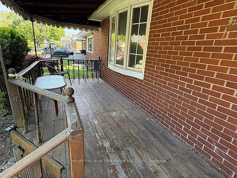 1308 Tilston Dr — Photo 3