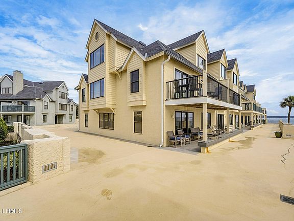 5th image of 622 New Haven Court