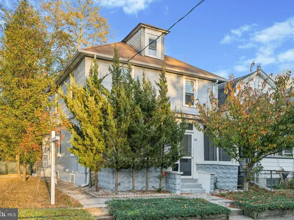 114 Grove St, Morrisville, PA 19067