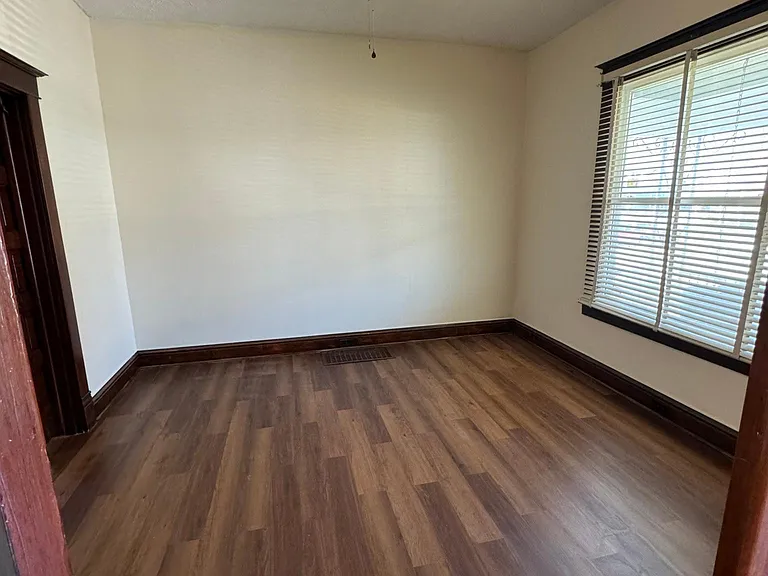 2706 Hale Ave — Photo 14