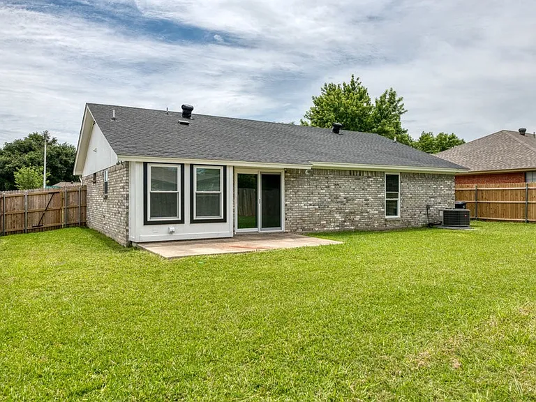 1700 Willow Vale Dr — Photo 18