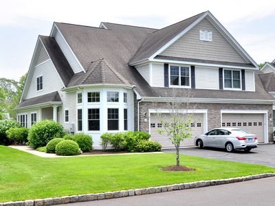 20 Carnoustie Circle, Bloomfield, CT, 06002