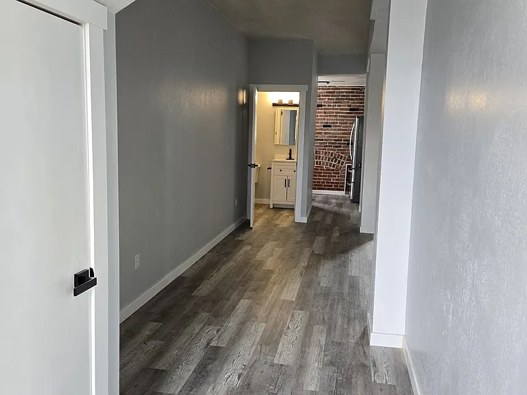 109 N Kimball Ave #B — Photo 4
