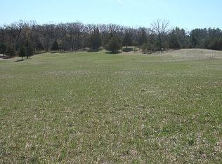 N8515 Starr Rd, Portage, WI 53901