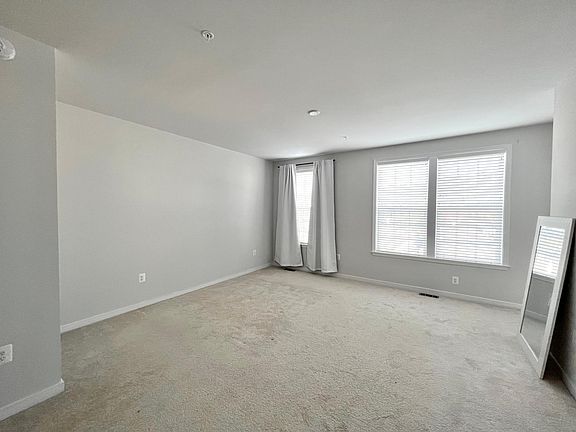 2nd image of 5922 Whitehurst Ln Unit A