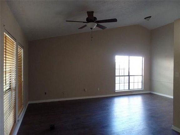 3rd image of 7110 Wills Dr