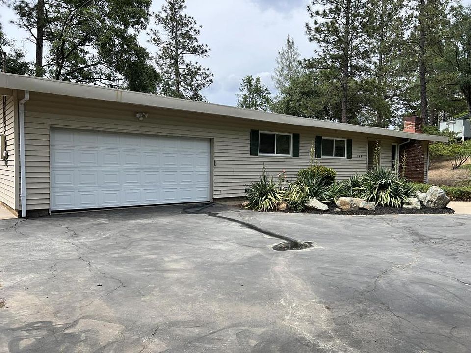 1st image of 969 Oak Terrace Ct