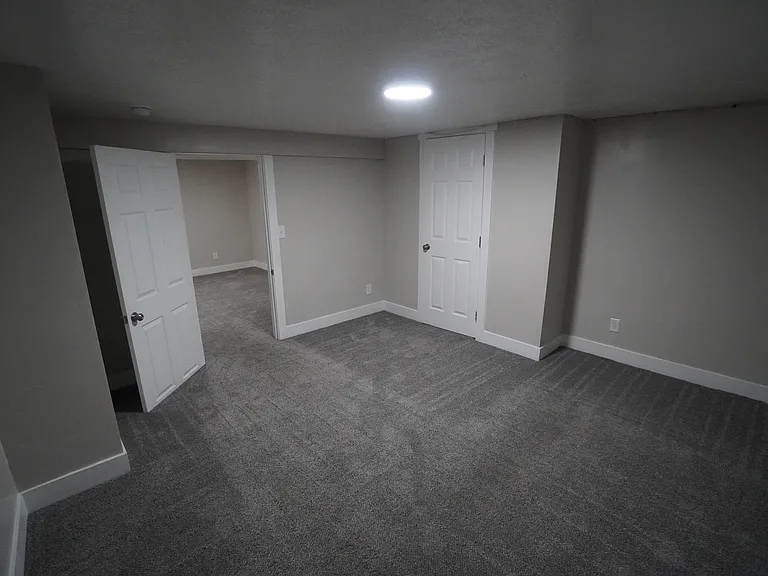 3 bed, 1.0 bath, 1212 sqft, $1,150 — Photo 10