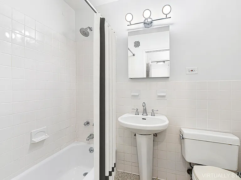 77 E 12th St #9A — Photo 5