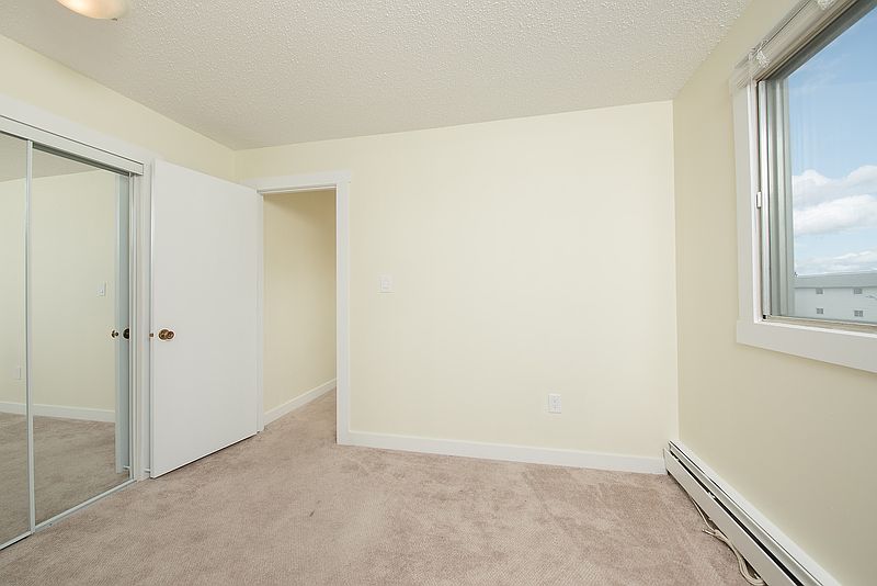 Spruce Grove Apartment for rent - 2 Bedrooms — photo 22