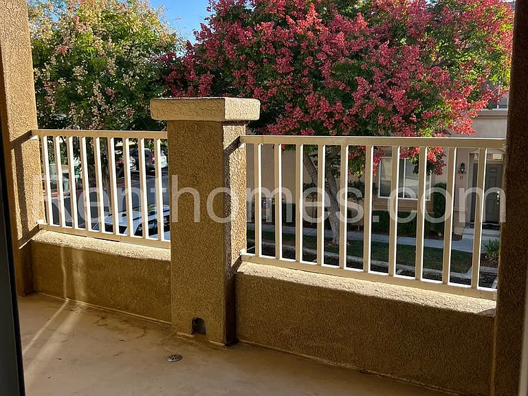 10326-28 Scripps Poway Pkwy — Photo 15