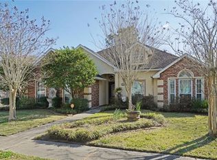2240 W Canterbury Dr, La Place, LA 70068
