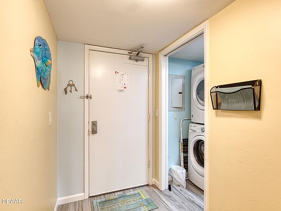 5th image of 3115 S Atlantic Ave APT 704