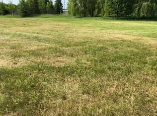 151 62nd St, New Germany, MN 55367