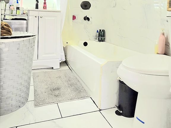 2nd image of 685 S Reese Pl #P