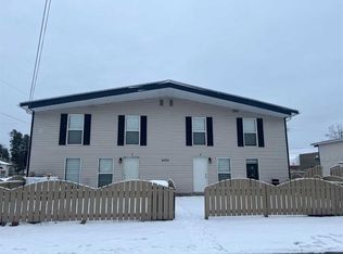 4504 8a Ave, Edson, AB T7E1B2