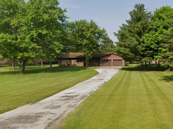 60186 Constantine Rd, Three Rivers, MI 49093
