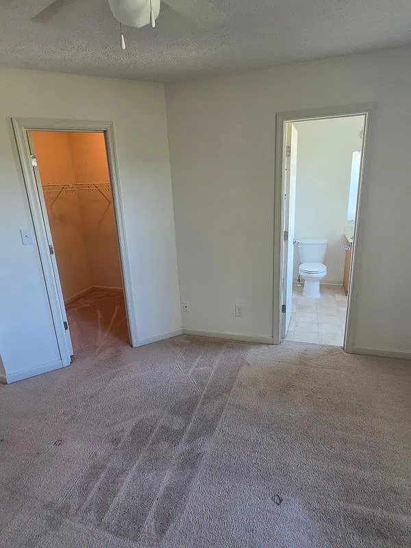 3 bed, 2.5 bath, 1240 sqft, $1,800 — Photo 4