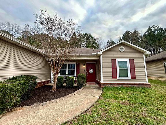 2nd image of 413 Sharon