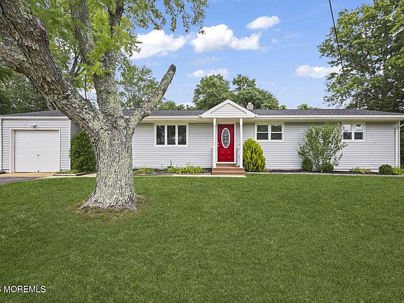 2nd image of 13 Maple Lane