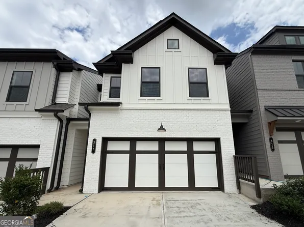 317 Brook Landing Cir, Auburn, GA 30011