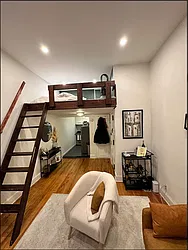 69 8th Avenue, #11