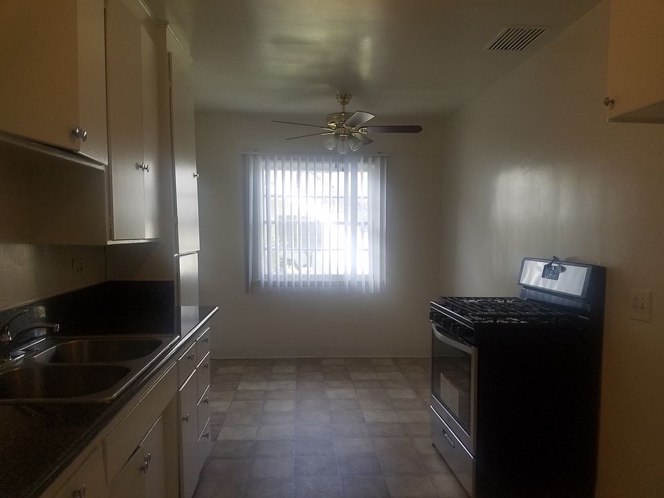 1st image of 13504 Victory Blvd APT A