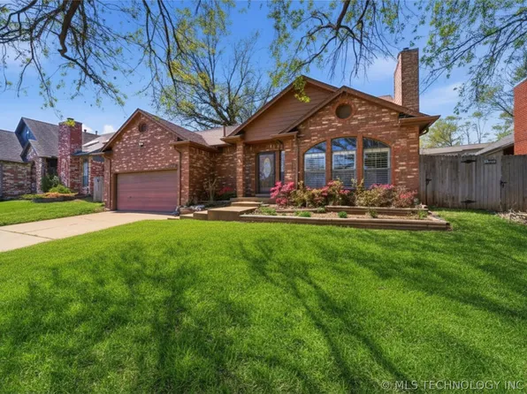 11330 S 108th East Pl, Bixby, OK 74008