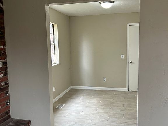 4th image of 8516 Candlewood Dr