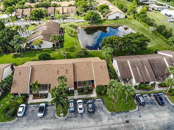 3rd image of 3615 Willa Way APT D
