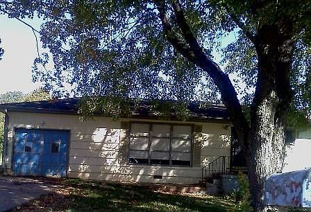 1st image of 4305 Shawnee Cir