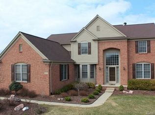 48880 Central Park Dr, Canton, MI 48188